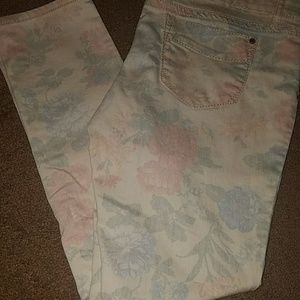 Flowered jeans